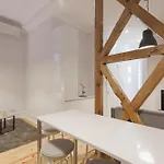 Center Apartmán *